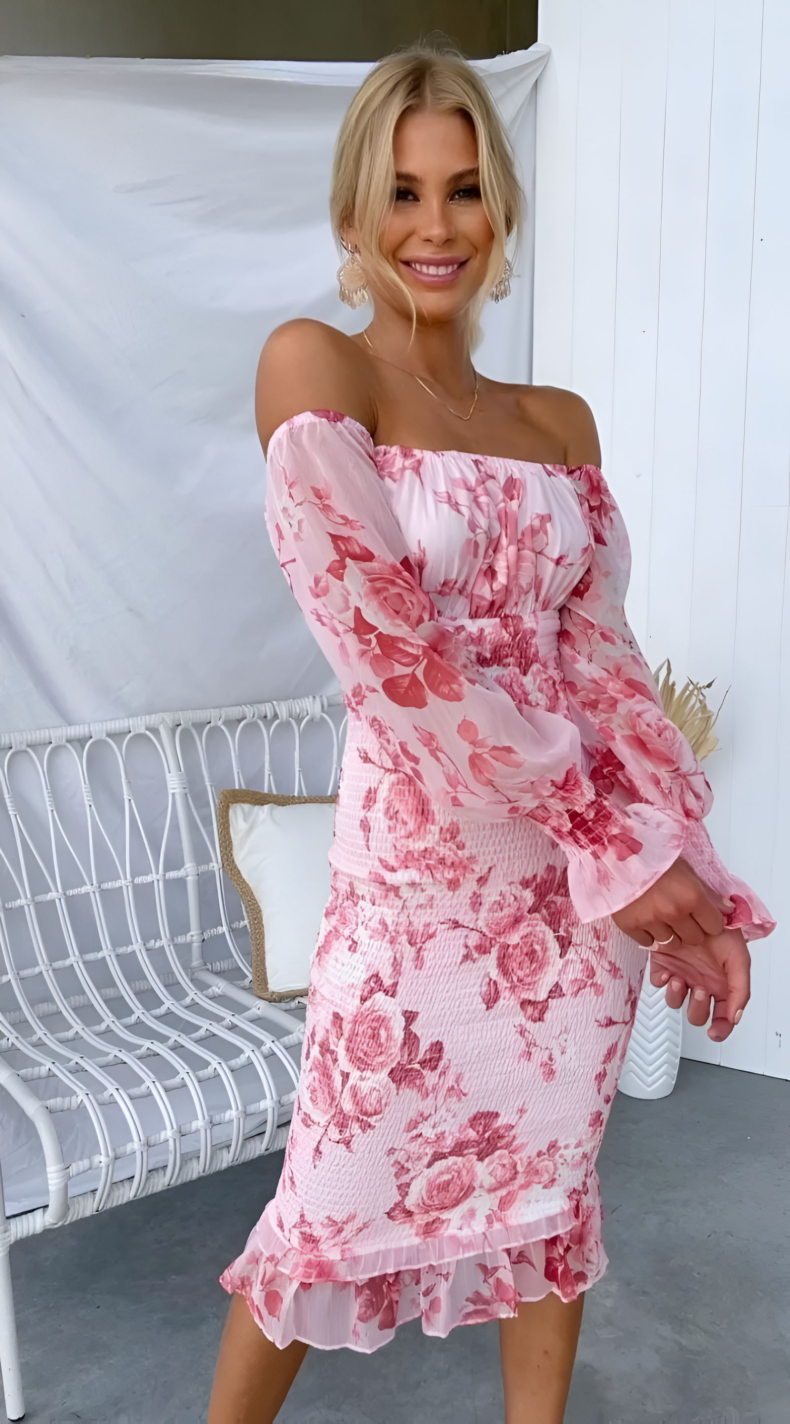 Esme | Sukienka Kwiatowej Elegancji