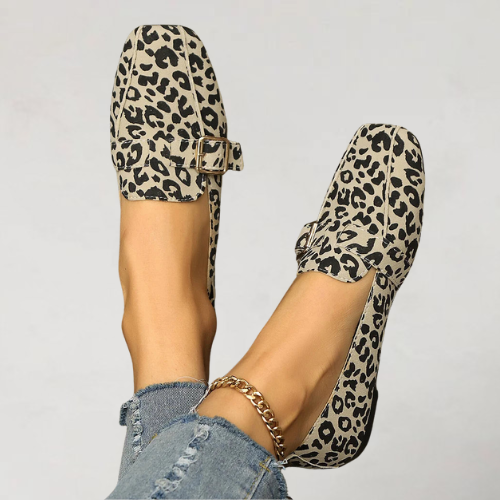 LINDA | CASUAL LOAFERS Z DEKORACYJNĄ KLAMRĄ I PASKIEM