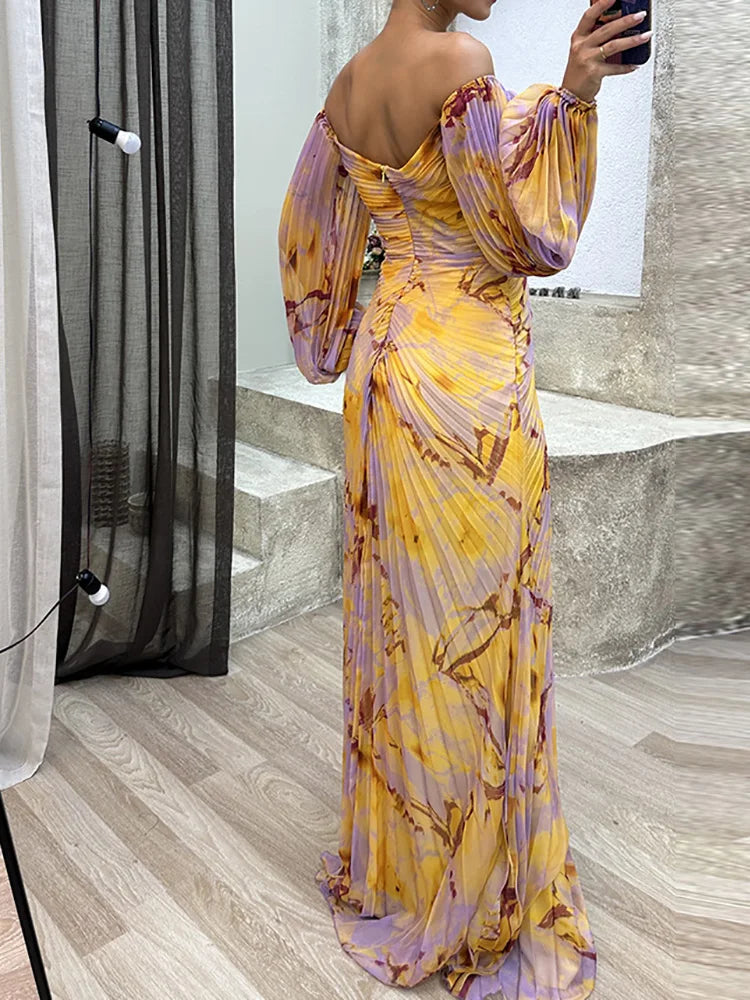 Gisselle | Elegancka Sukienka z Dekoltem w Serek