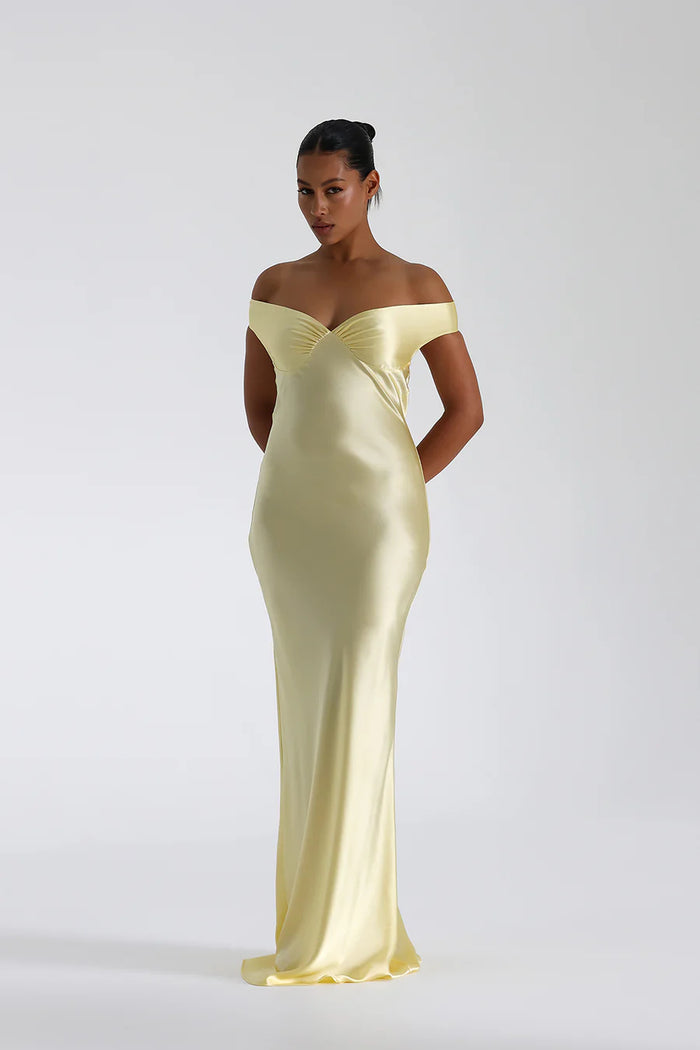 Sukienka Maxi Seraphina Off Shoulder z Satyny