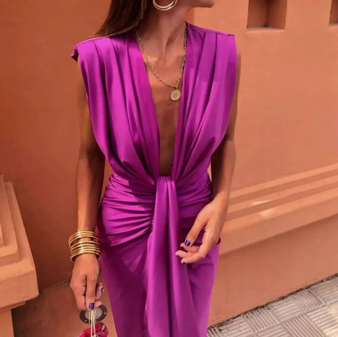 Amelia | Miękkie fałdy, nowoczesna elegancja