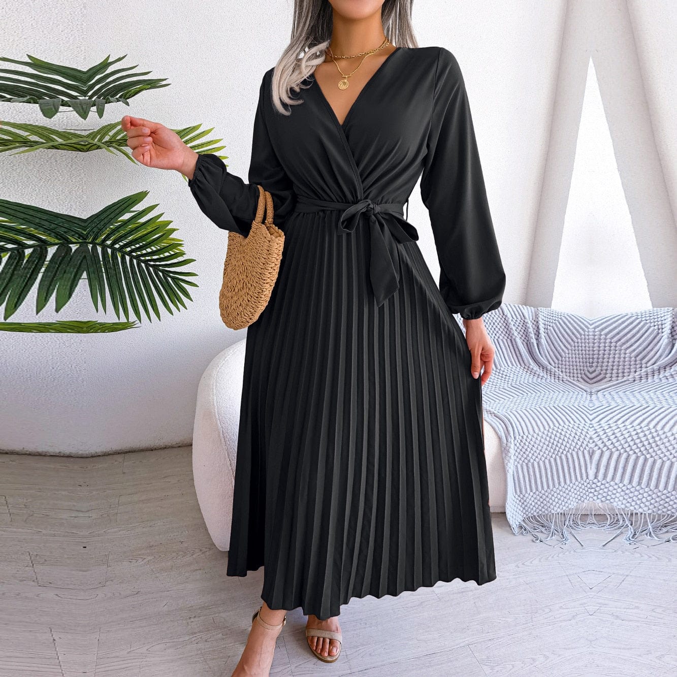 Amy™ Czarna Elegancka Maxi Sukienka z Dekoltem w Serek w Stylu Boho