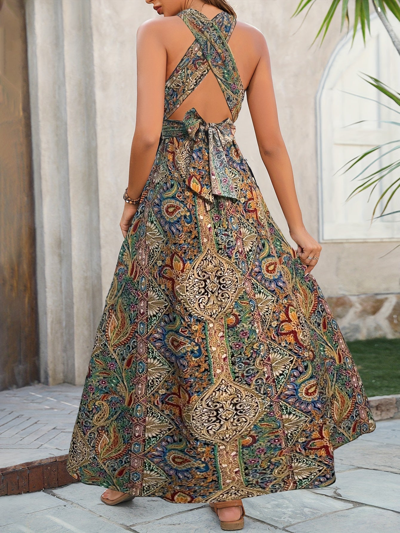 Hazel | Sukienka Halter z Wzorem Paisley