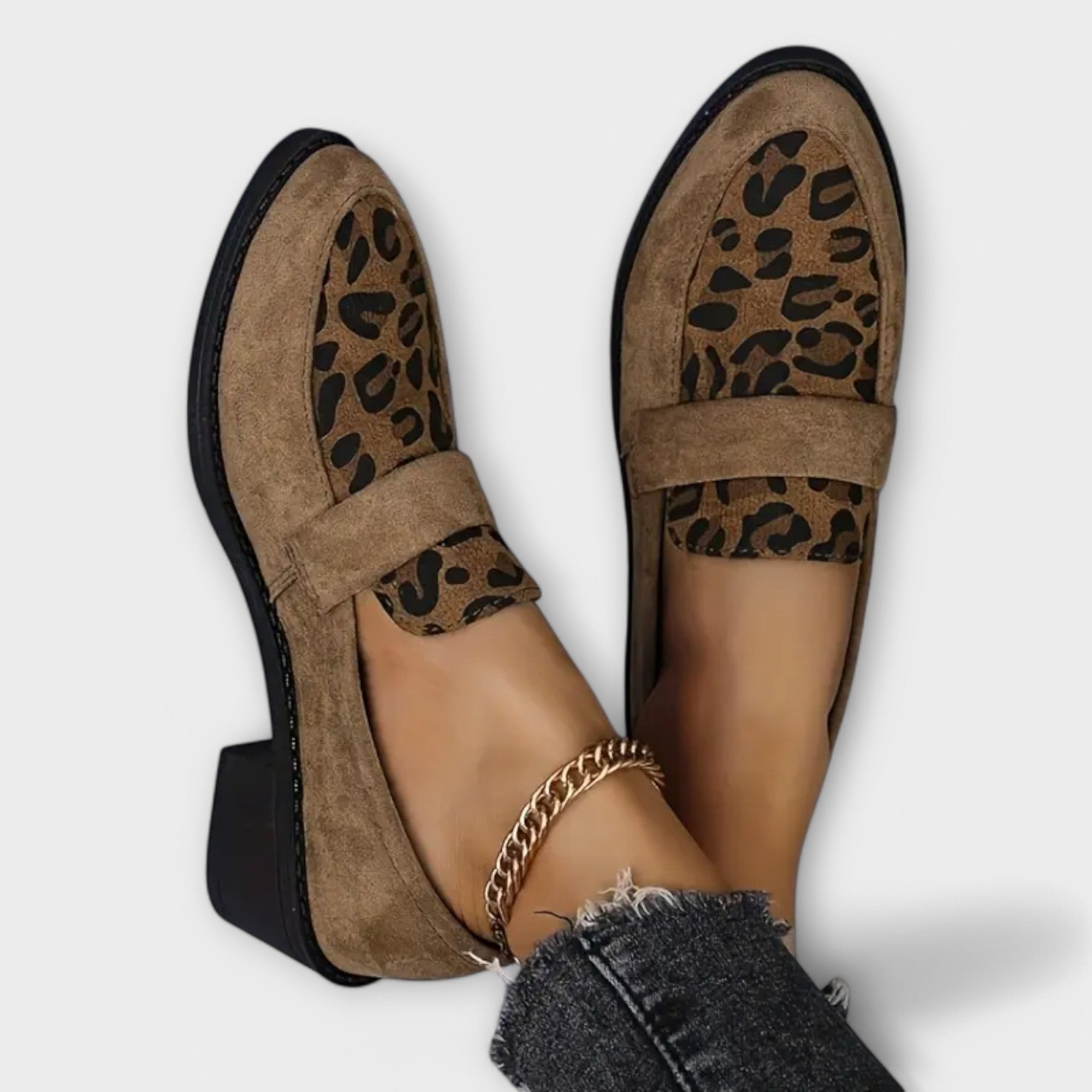 Karla - Eleganckie buty damskie w leopardzi wzór