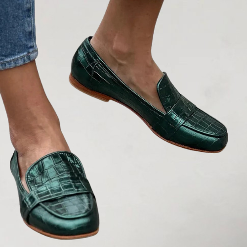 TINEKE | MODNE LOAFERSY Z BŁYSZCZĄCYM WZOREM
