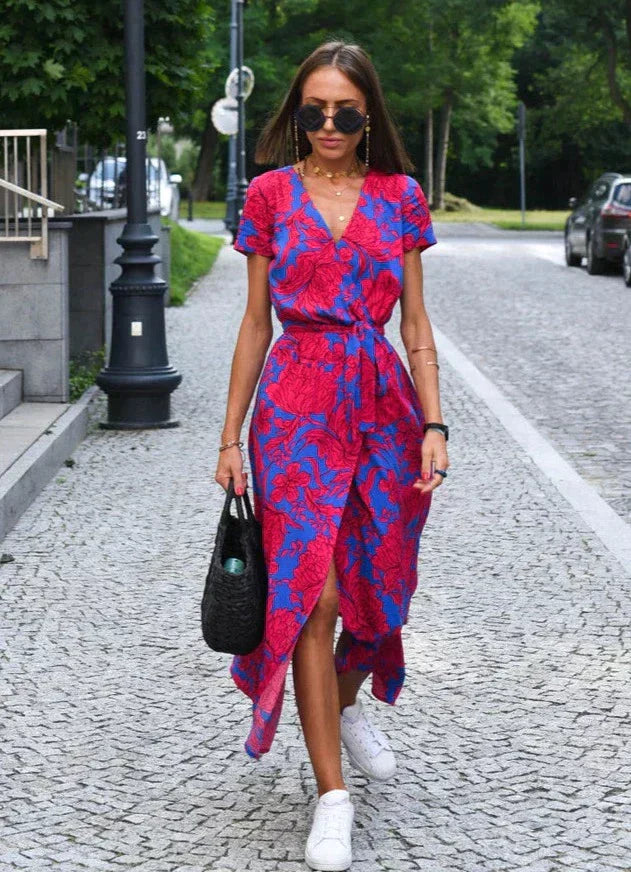 Linda | Stylowe sukienki w kwiaty na każdą okazję