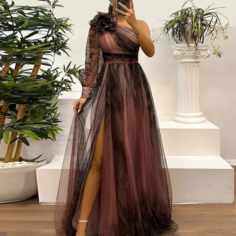 Judith - Modna Sukienka Maxi z Siatki na Jedno Ramię