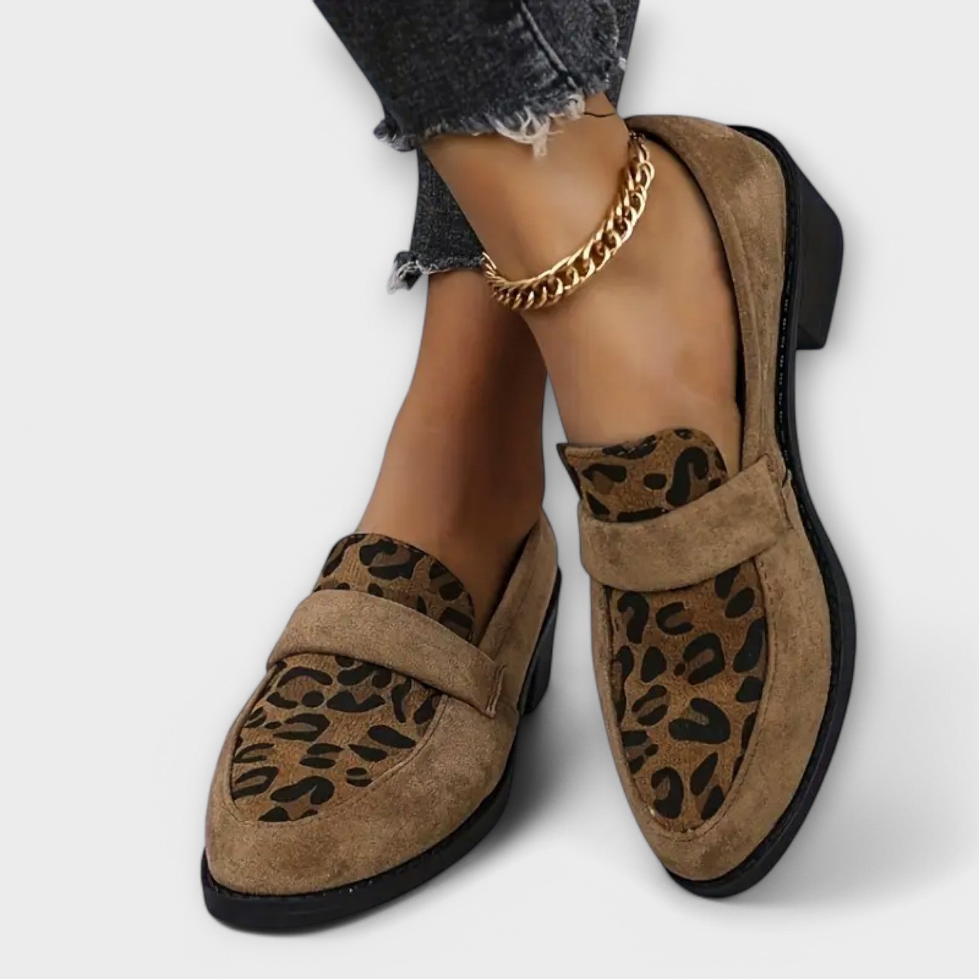 Karla - Eleganckie buty damskie w leopardzi wzór